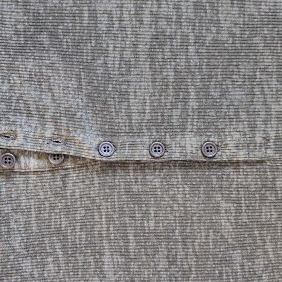 John Varvatos XXL Olive Green Henley Like New - Picture 3 of 6